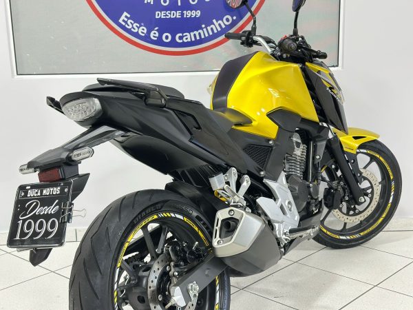 CB 300F TWISTER ABS - Image 13